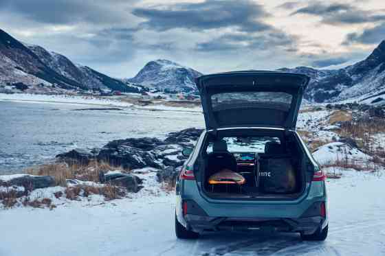 We want the 2025 BMW 5 Series Touring here in PH image