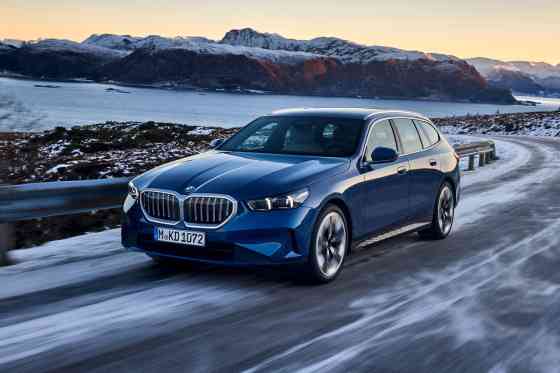 We want the 2025 BMW 5 Series Touring here in PH image