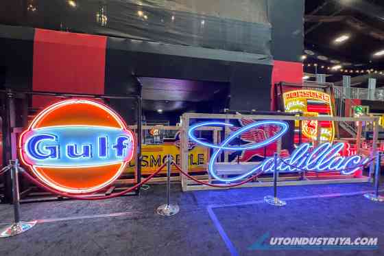 Barrett-Jackson Car Auction image