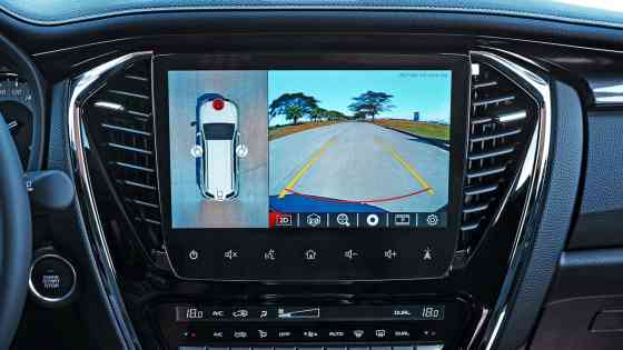 Isuzu PH gives mu-X high-tech upgrades for 2024 image