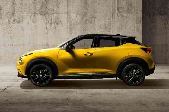 2024 Nissan Juke N-Sport looks great in black & yellow image