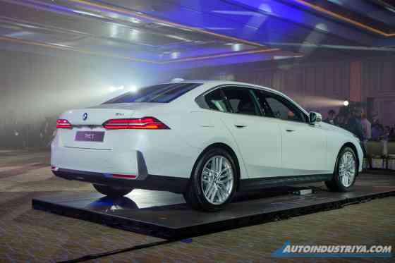 All-new 2024 BMW 5 Series now in PH, gas and EV available image