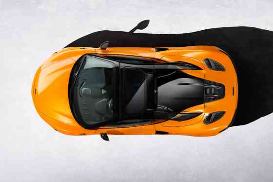 McLaren Artura Spider can leap from 0-100 km/h in 3 seconds image