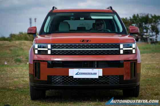 Here are the specs, features, variants of 2024 Hyundai Santa Fe image