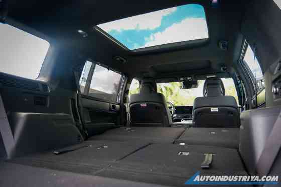 Here are the specs, features, variants of 2024 Hyundai Santa Fe image