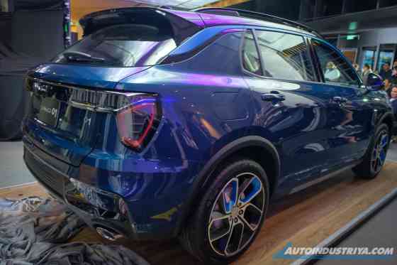 2024 Lynk & Co 01 PHEV compact SUV to sell for around PHP 2.4M image