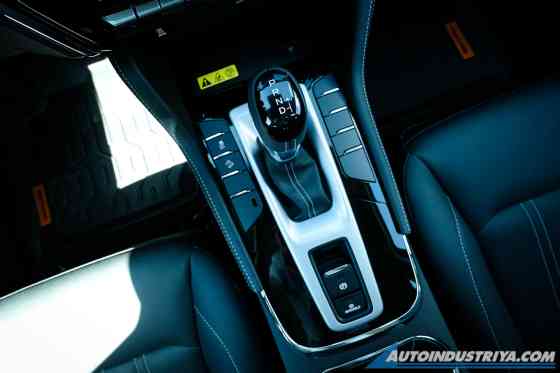 Auto only: No more manual gearbox for 2024 Isuzu mu-X image