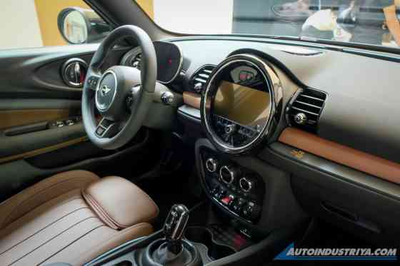 PHP 3.850M gets you the 2024 Mini Cooper S Clubman Final Edition image