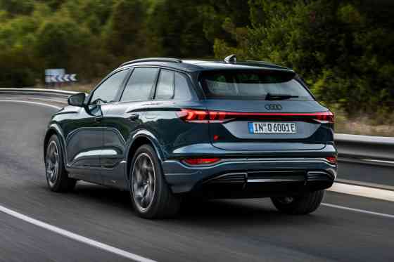 2024 Audi Q6 e-tron debuts with up to 625 km EV range image