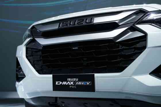 Isuzu wants to make a 48V mild-hybrid diesel D-Max image