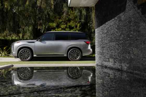 2025 Infiniti QX80 is the next-gen Patrol in a fancier tux image