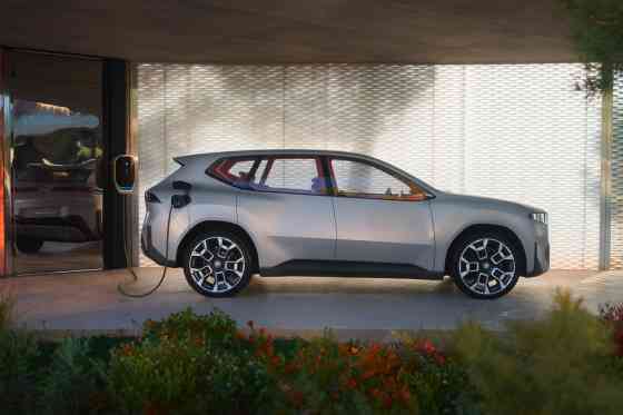 BMW Vision Neue Klasse X is our best look at all-new iX3 image