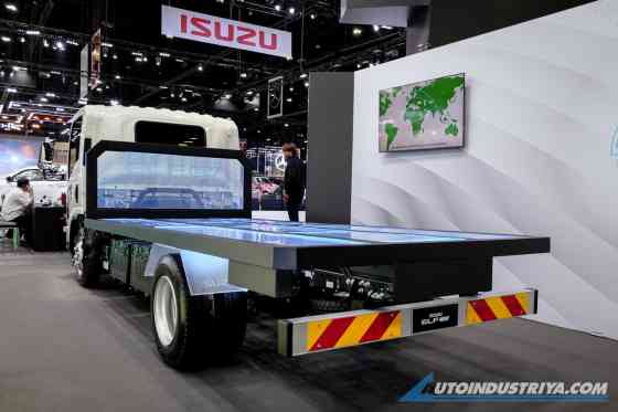Bangkok 2024: Isuzu Elf EV image