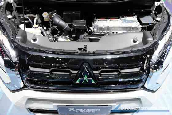 Bangkok 2024: We get a closer look at Mitsubishi Xpander Cross HEV image