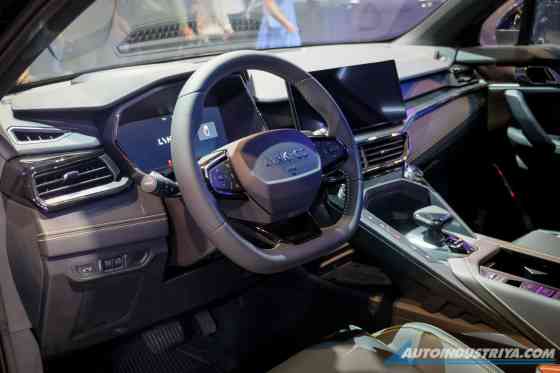 MIAS 2024: Lynk & Co 01 and 06 officially debut in PH image