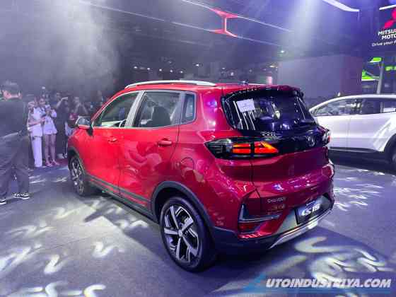 MIAS 2024: Changan PH debuts sub-1M CS15 crossover image