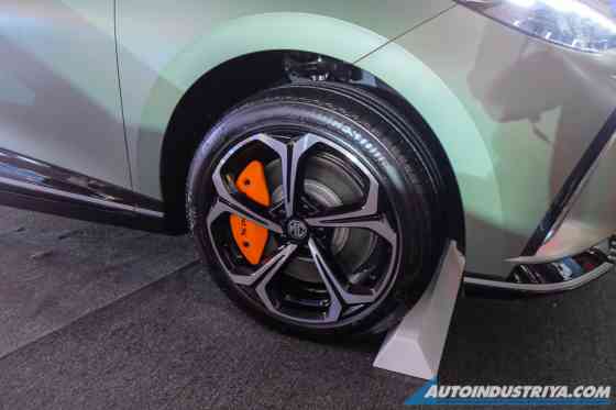 MIAS 2024: MG4 XPower, MG ZS EV make electrifying debut in PH image