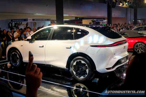 MIAS 2024: IM LS7 is MG&rsquo;s all-electric luxury crossover SUV image