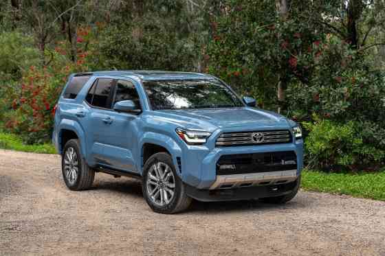 2025 Toyota 4Runner says goodbye to V6 power for turbo inline-four image
