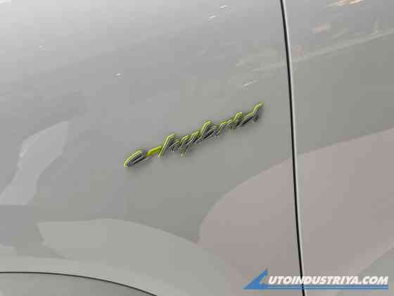 2024 Porsche Cayenne Turbo E-Hybrid arrives in PH with 739 HP image