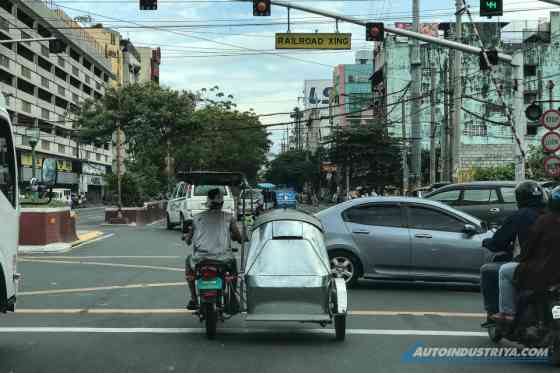 MMDA records 55 apprehensions on first day of e-bike ban image