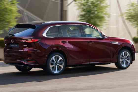 2025 Mazda CX-80 is a stretched CX-60 with third row seats image