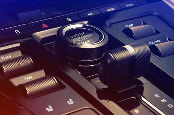 2025 Aston Martin DBX707 gets more than just a subtle facelift image