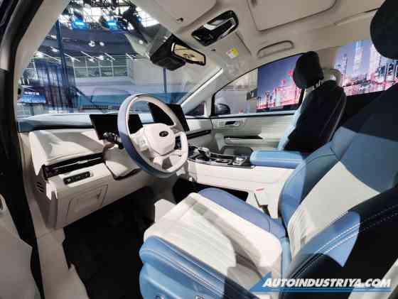 Auto China: JAC PH to launch 2025 Refine RF8 PHEV minivan image