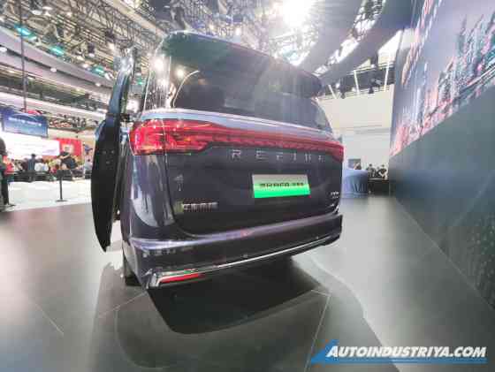 Auto China: JAC PH to launch 2025 Refine RF8 PHEV minivan image