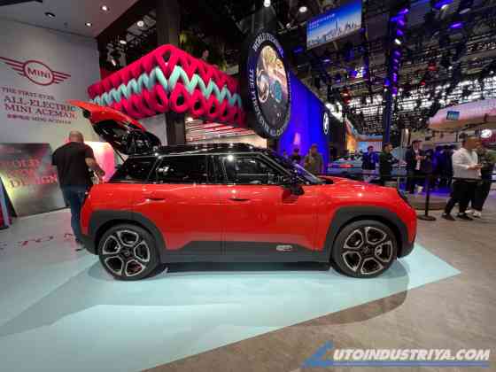 Auto China: 2024 Mini Aceman EV makes world debut image