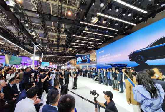 Chen Zheng and driving the future of Geely Design image