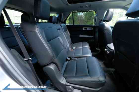 FORD EXPLORER image