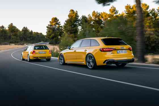 Auf Wiedersehen: Audi bids farewell to RS4 Avant with 25th anniversary special image