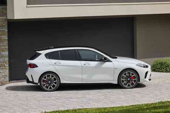 All-new 2025 1 Series is proof BMW can still make sleek hatchbacks image