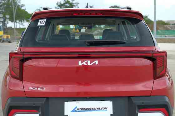 Look out Raize: 2024 Kia Stonic begins at PHP 758K image