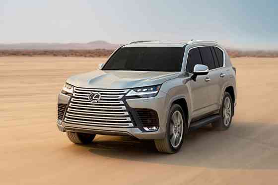 Toyota recalling 102,000 vehicles due to possible engine failure image