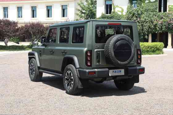 This 4x4 is a mix of a Land Cruiser, Wrangler, and Defender image