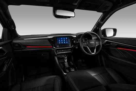 Isuzu PH all set to launch 2025 mu-X facelift image