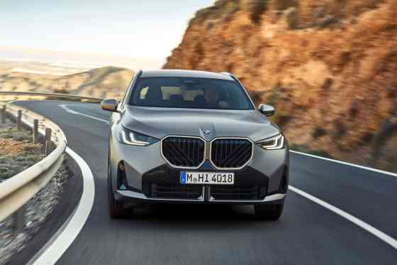 All-new 2025 BMW X3 unveiled with sleeker look image