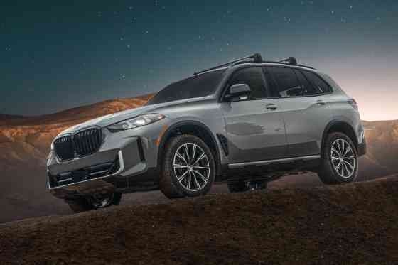 BMW celebrates 25 years of X5 with Silver Anniversary Edition image