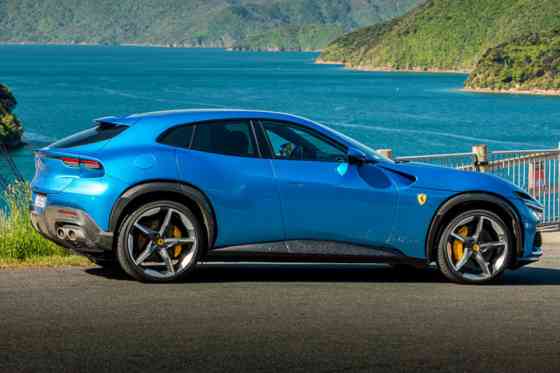 Ferrari Purosangue wins prestigious Italian design award image