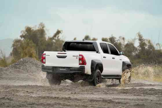 Toyota PH recalls certain Hilux GR-S models due to sports bar issue image