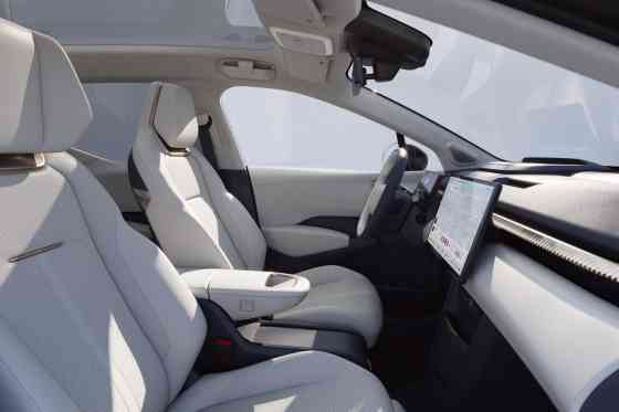 Zeekr officially launches in PH with Autohub Group image