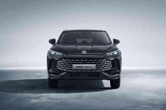 All-new MG HS revealed with turbo, PHEV powertrains image