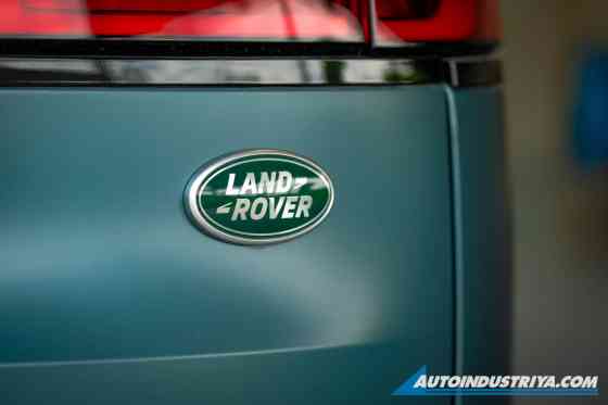 2024 Land Rover Range Rover Sport SE D300 image