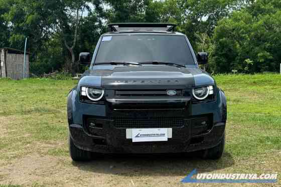 2024 Land Rover Defender 110 S P300 AWD Automatic image