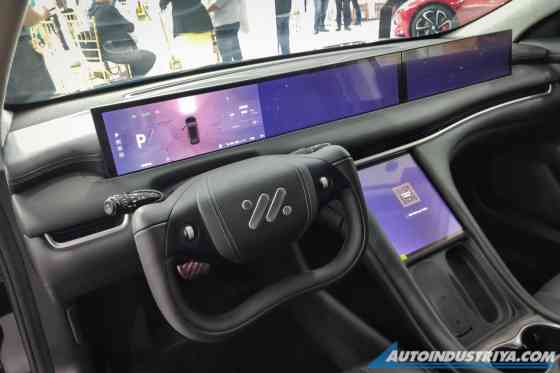 MG PH previews 579 HP IM L7 luxury EV image