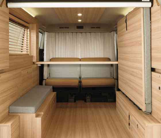 Work, sleep, relax, in the special edition Nissan Caravan MyRoom image