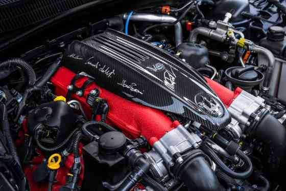 Arrivederci: Maserati bids farewell to V8 with Quattroporte Gran Finale image