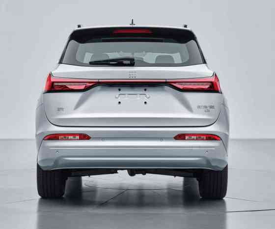 Seres has a new PHEV called the Landian E5 Plus image